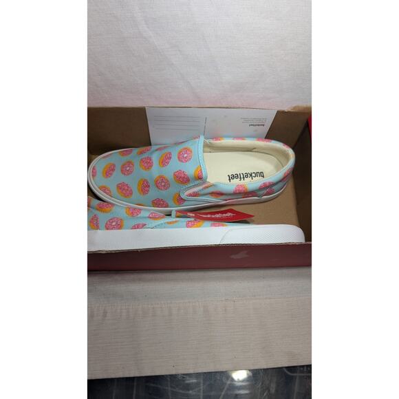 Bucketfeet Womens Mint Low Top Canvas Slip On Shoes Sz 8.5 Doughnuts Colorful - Picture 7 of 7